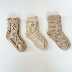 Boys Brown Crew Socks Rabbit Pattern NWOT Size (3-5) Years